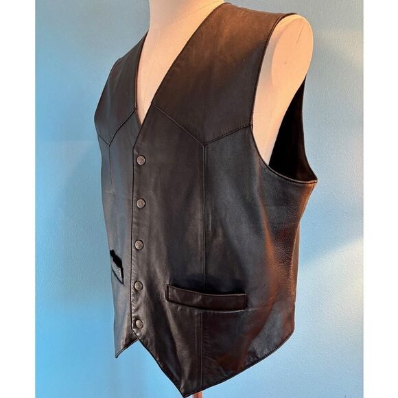 EUC! Scully Black Leather Vest Western Yolks Snap Close Lined 2 Pockets XL - Picture 4 of 8